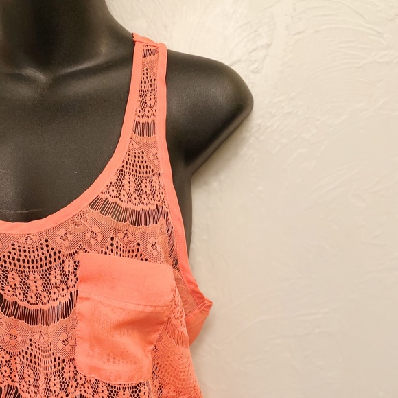 💙Dressy Tanks X2 bundle! Identical in diff colors - Picture 5 of 8